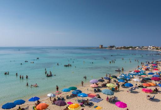 On the Beach - Housity