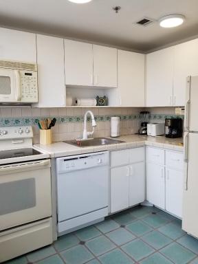 918 SOBE FLATS - Housity