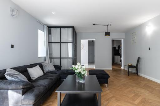 Rezydencja Lipowa 18A - Housity