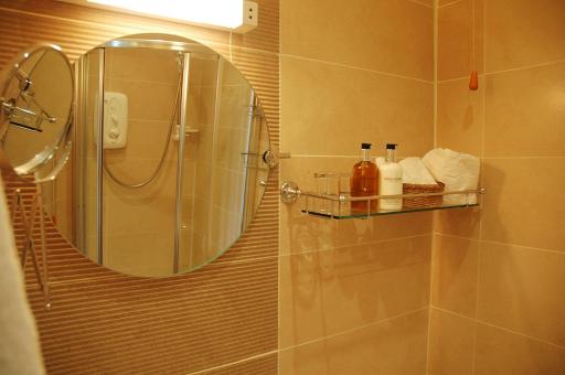 Newcourt Barton - Housity