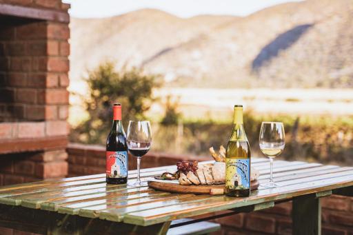 Otavi Vineyards Self-Catering & Camping - Housity