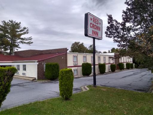 Red Crown Inn - Housity