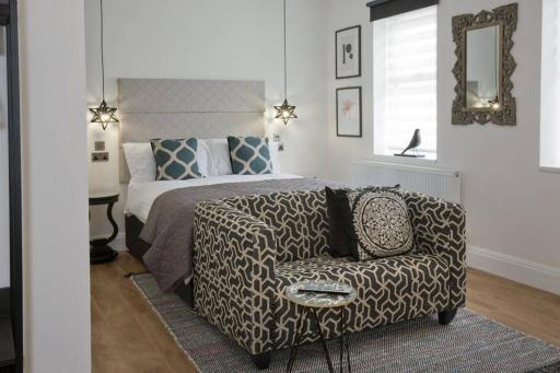 Blackbird Luxury Accommodation Studio Room 9 - Housity