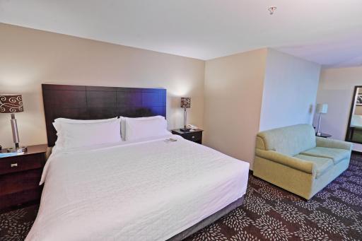 Holiday Inn Express Pittsburgh West - Greentree, an IHG Hotel - Housity