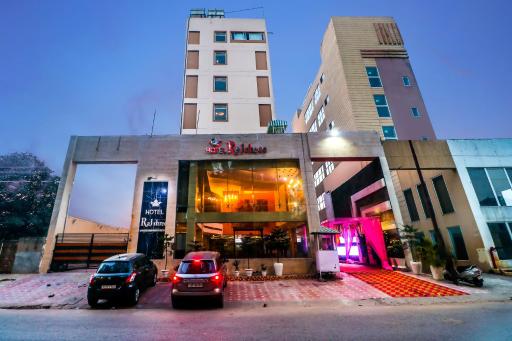 Hotel Rajshree & Spa - Housity
