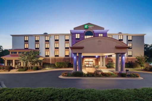 Holiday Inn Express Hotel & Suites Lavonia by IHG - Housity