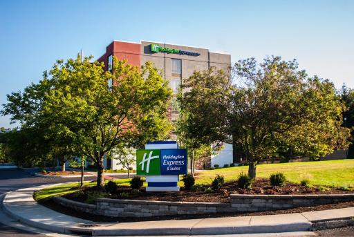Holiday Inn Express Blacksburg by IHG - Housity