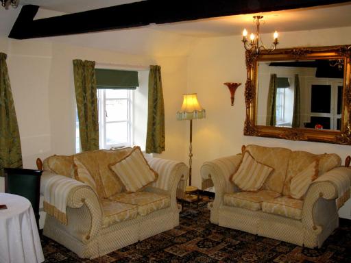 The Old Tea House - Housity