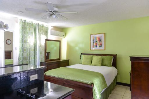 Beach Studio 10 - Housity