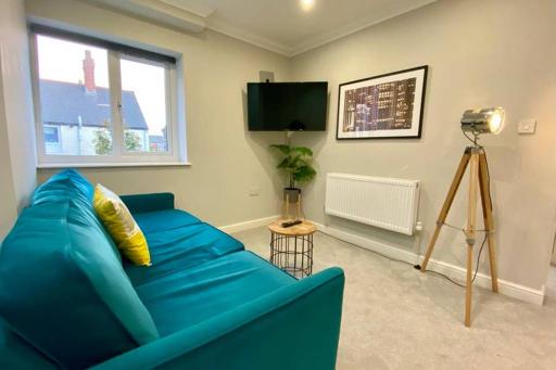 Stylish Apartment for 2 Nr Centre & Victoria Park - Housity
