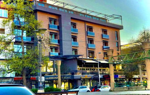 International Palace - Hizvo