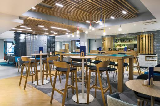 Holiday Inn Express London - Watford Junction, an IHG Hotel - Housity