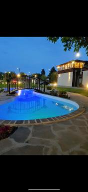 Prenociste Gazela - Housity