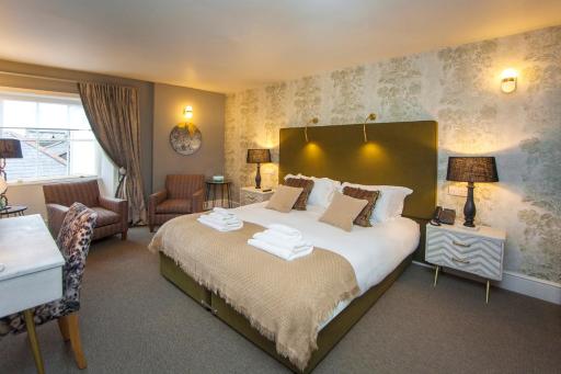 The King's Arms - Housity