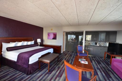 Sea Club Ocean Resort - Housity
