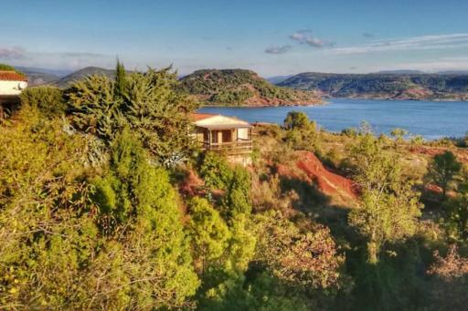 Studio 22 m2, terrasse vue montagne, dans propriété face au Lac du Salagou - Housity