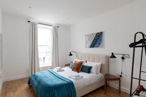 London City Apartments - Luxury and spacious apartment with balcony - Housity