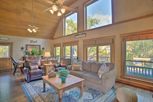 Lakefront Living Private Dock, Deck, and Game Room! - Housity