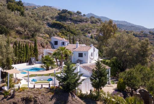 El Aleph met privé zwembad op paradijselijke plek - Housity