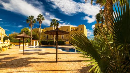 ALKABIR sea view beach bungalow - Housity