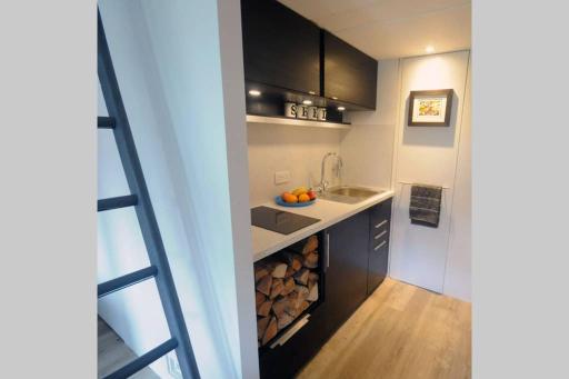 The Cabin - Housity