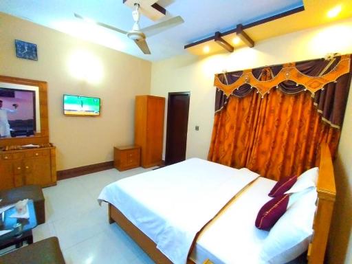 Royal Residency Guest House Karachi - Housity