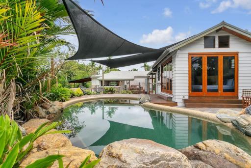 Lazenby Lodge - Housity