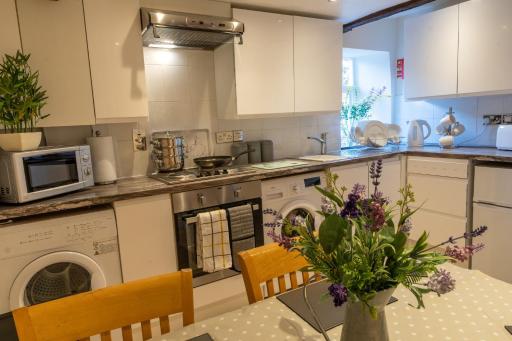 Highgate View Apartment - Housity