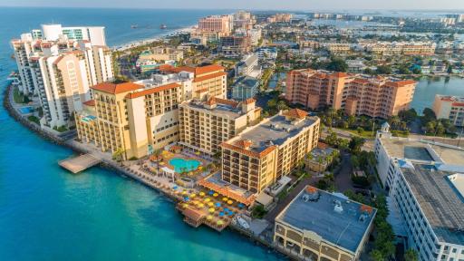 Holiday Inn & Suites Clearwater Beach, an IHG Hotel - Housity