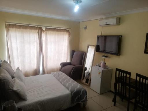 Royal Delight Guest House - Housity
