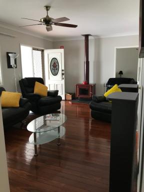 Tamborine Mountain Accommodation - Housity