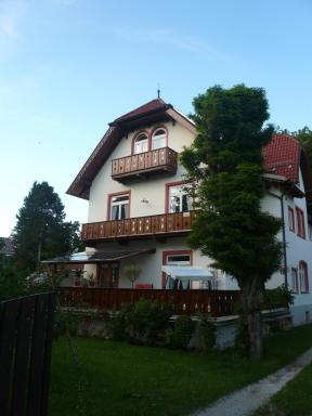 Apartments Alte Villa - Housity