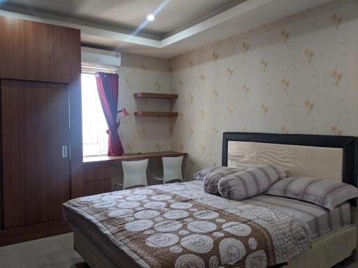 Pinewood Apartment by Vial - Housity