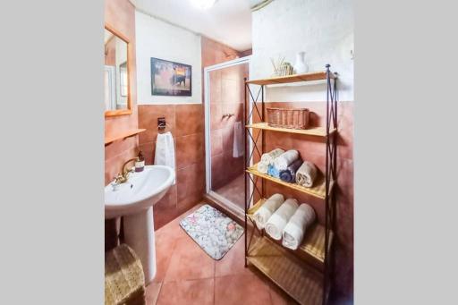 Pantera Lodge & Cheetah Cottage - Housity
