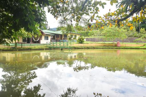 Ranch Lakes of Arenal - Housity