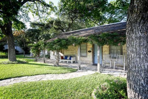 Austin Street Retreat Maria - Housity