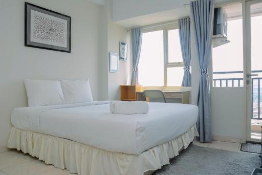 Elegant Studio Apartment Margonda Residence 5 By Travelio - Housity