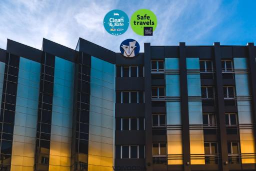 Hotel Vojvodina - Housity