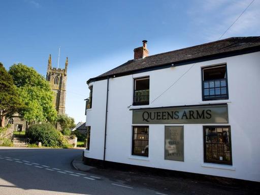 Queens Arms, breage - Housity