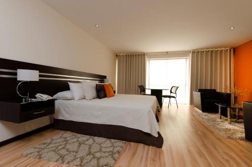 Hotel NC La Paz - Housity