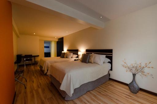 Hotel NC La Paz - Housity
