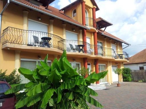 Mediterrán-Apartmanok-Harkány - Housity