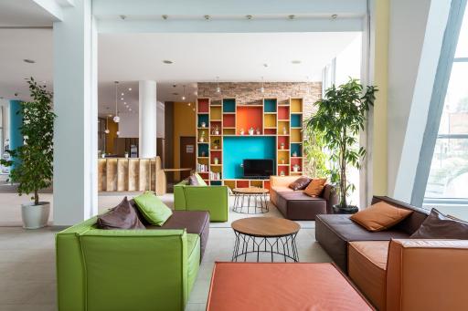 Ivana Palace Hotel - Free Parking - Housity
