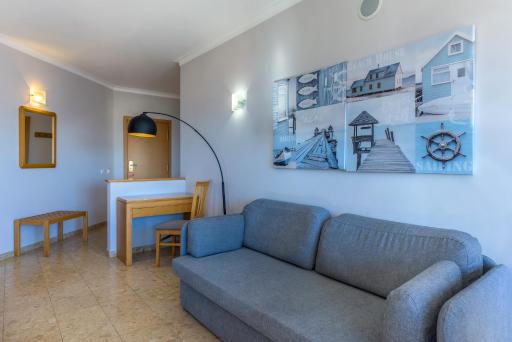 FLH Praia Mar Marine Flat with Pool - Housity