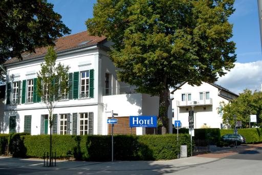 Hotel ZweiLinden Meckenheim Bonn - Housity