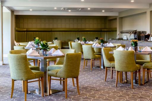 Hellidon Lakes Hotel - Housity