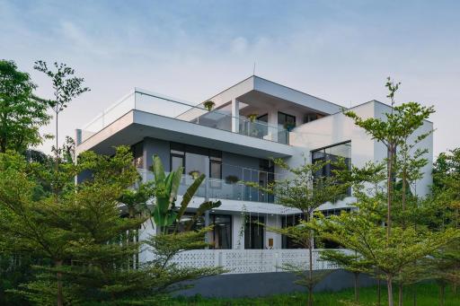 Flamingo Dai Lai Resort - Villa Tư Nhân có BBQ - Housity