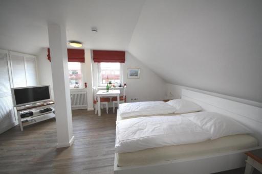 Haus Brönshoog, Appartement 11 in strandnaher Lage - Housity