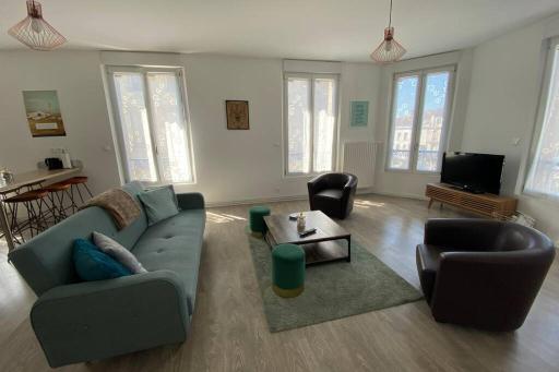 DOM PERIGNON, magnifique appartement au coeur du centre ville d'epernay - Housity