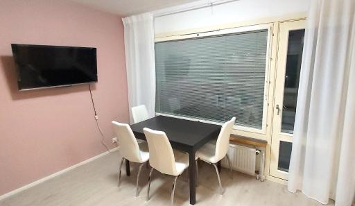 17 mins to Helsinki center by train - Housity